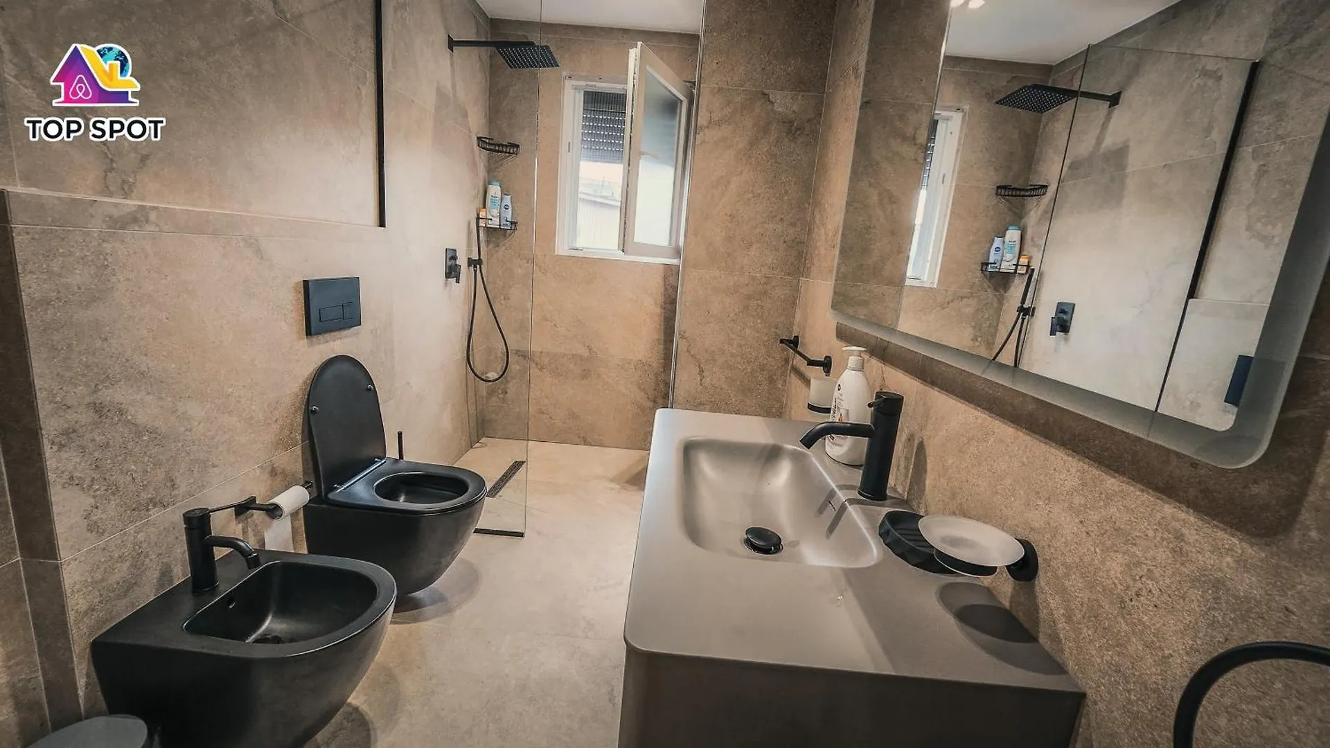 Top Spot Apartment Shkoder Two Free Bikes Included Save 20 Eur On Bike Rent Book Now 0*,  Albanie